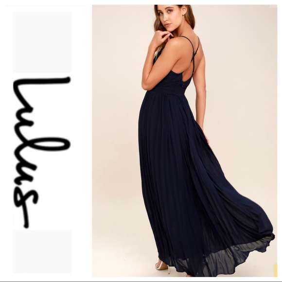 Lulus Dresses & Skirts - 💕SALE💕NWT Lulu’s Blue Chiffon Pleated Maxi Dress